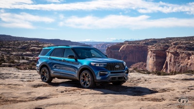 Ford explorer in mountains